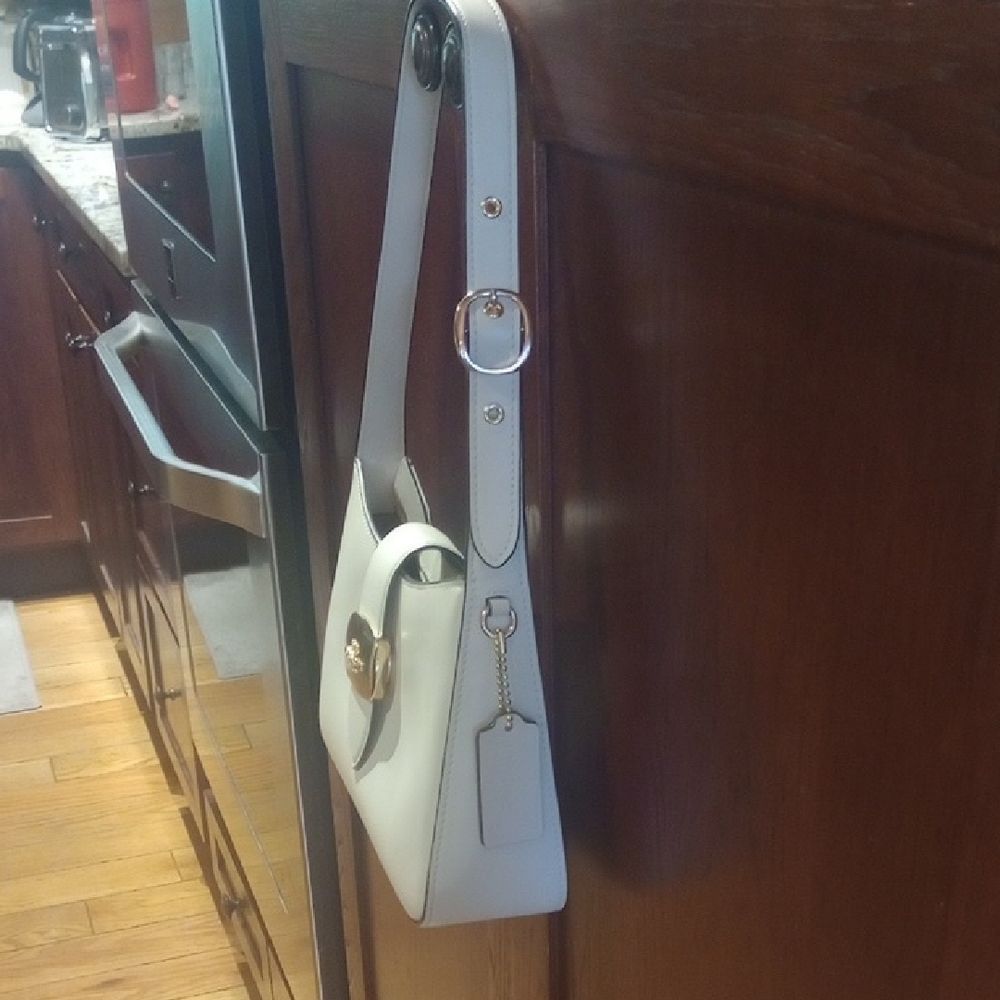 Coach Eliza Shoulder Bag - Picture 2 of 4
